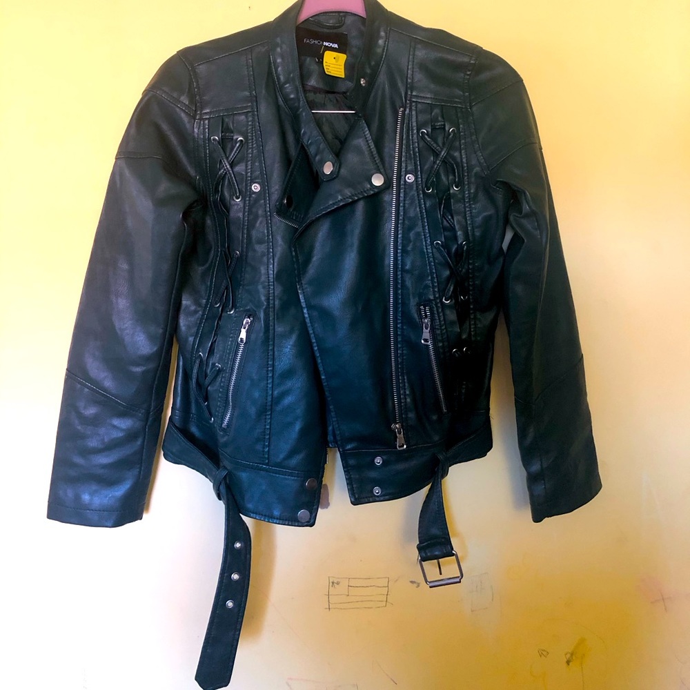 Jacket dark green in very good condition size S